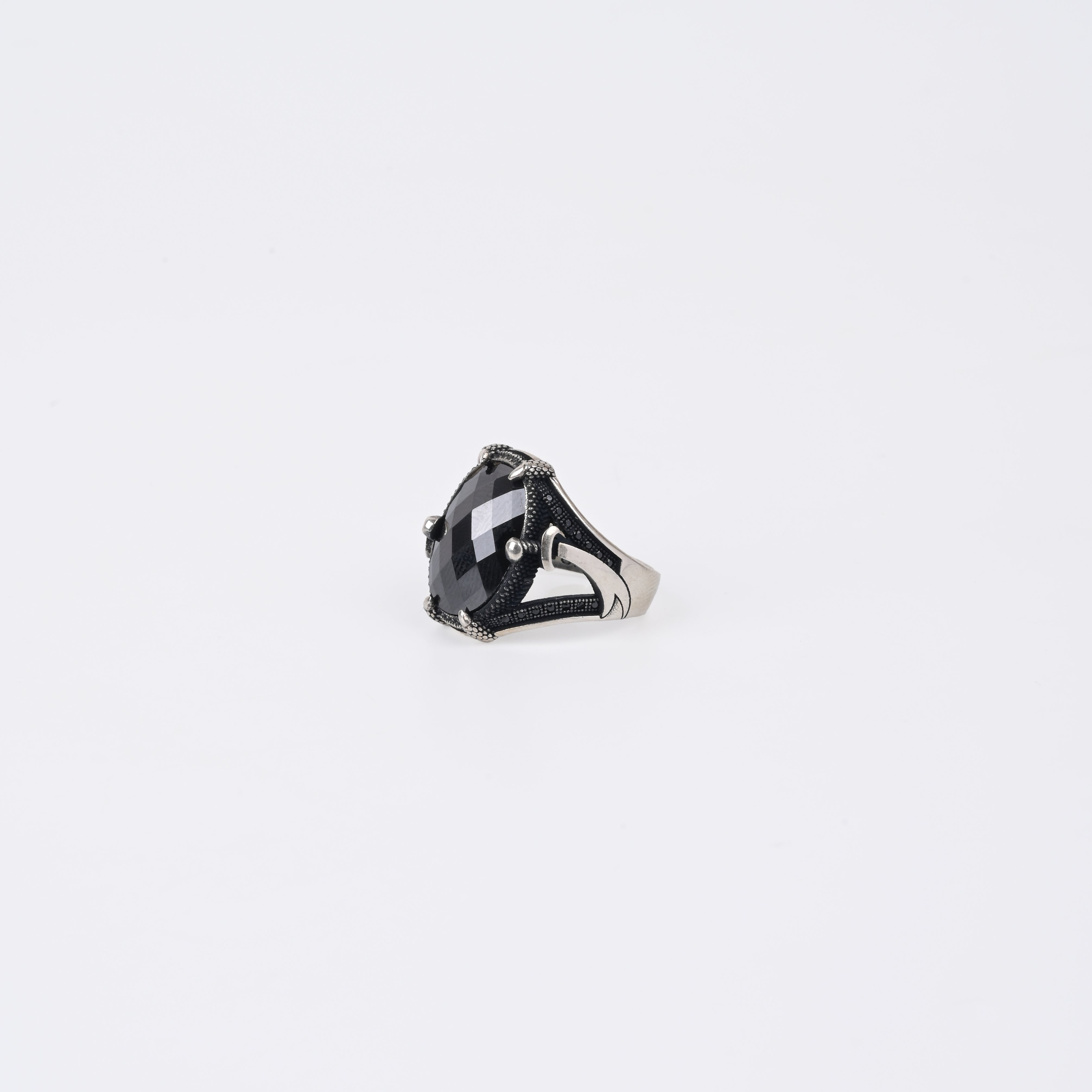 Elegant Black Gemstone Silver Sword 925 Silver Ring