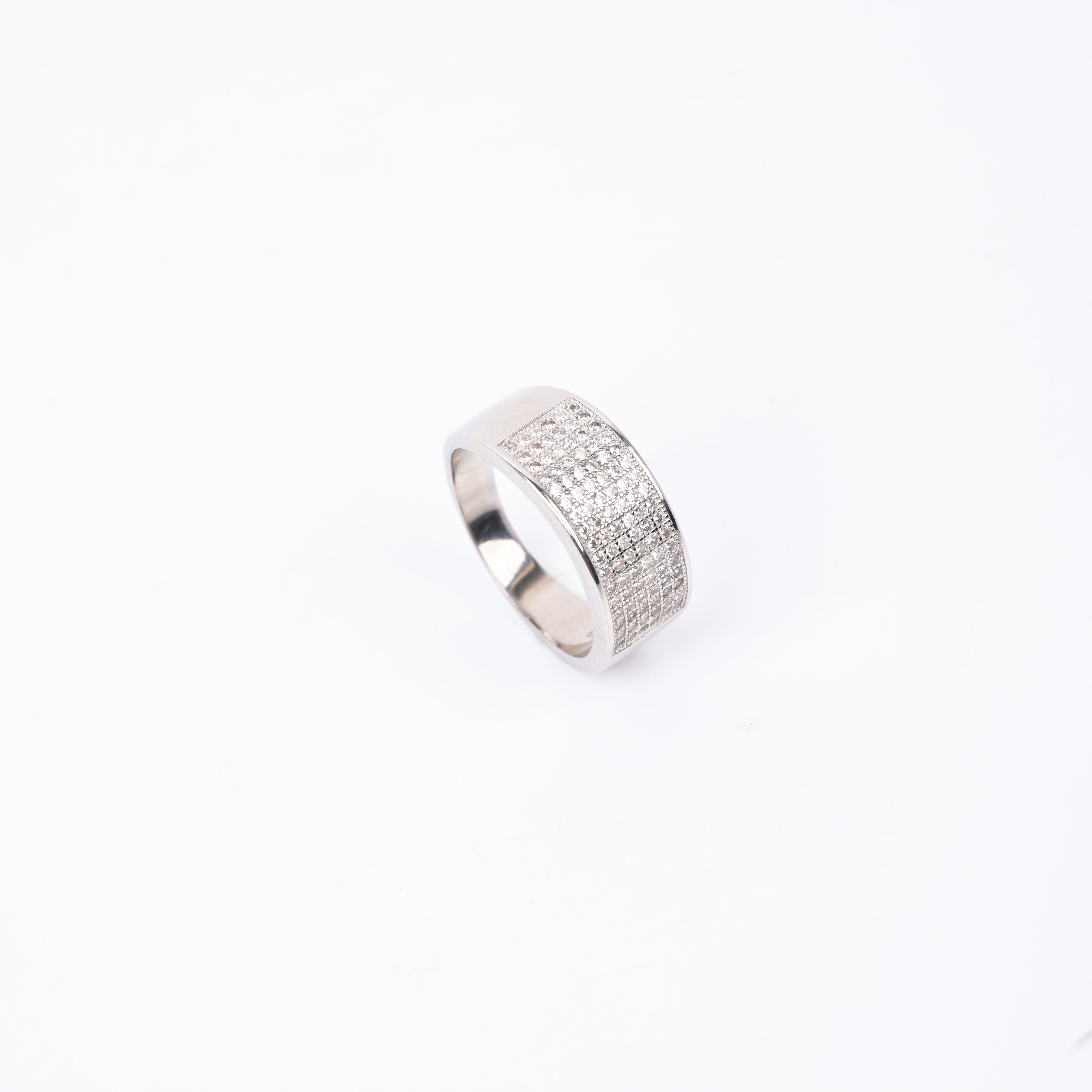 Shimmering Classic CZ 925 Silver Ring